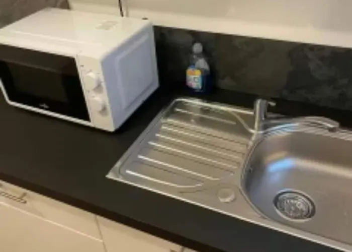 Elie Cosy Et Lumineux, 5 Min Gare